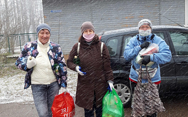 Помощь добровольцев Чкаловского благочиния